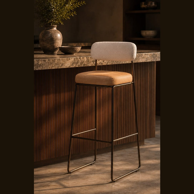Mantova Barstool